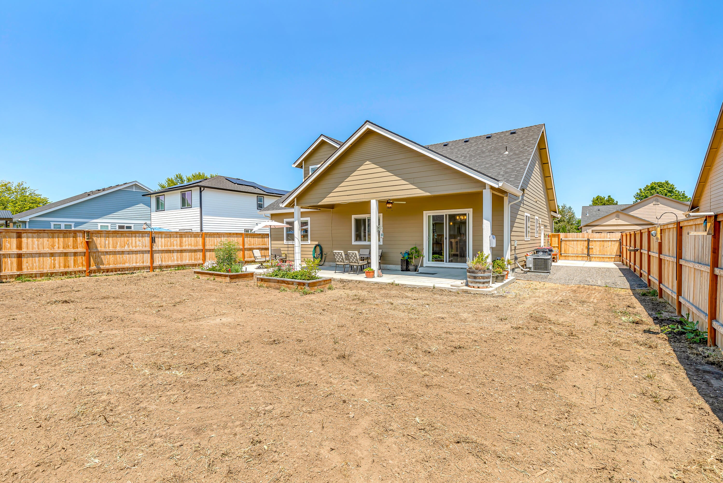 262 Samuel Lane Loop Road Phoenix, OR 97535 - Photo 31 of 33 262 Samuel Ln Loop Rd, Phoenix, OR 97535