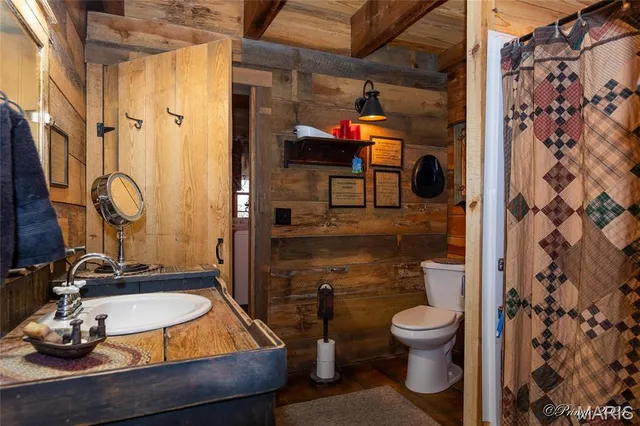 $799,900 | 8685 State Rte AD, Dora, MO 65637