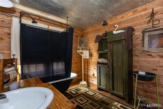 $799,900 | 8685 State Rte AD, Dora, MO 65637