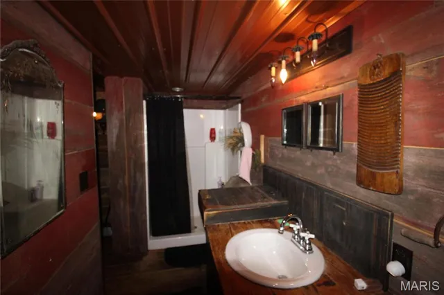 $799,900 | 8685 State Rte AD, Dora, MO 65637