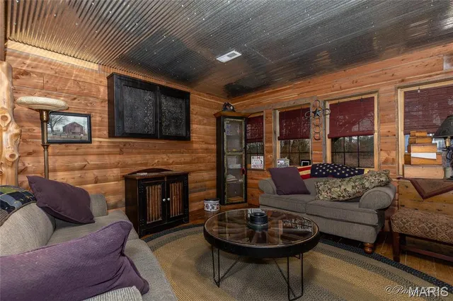 $799,900 | 8685 State Rte AD, Dora, MO 65637