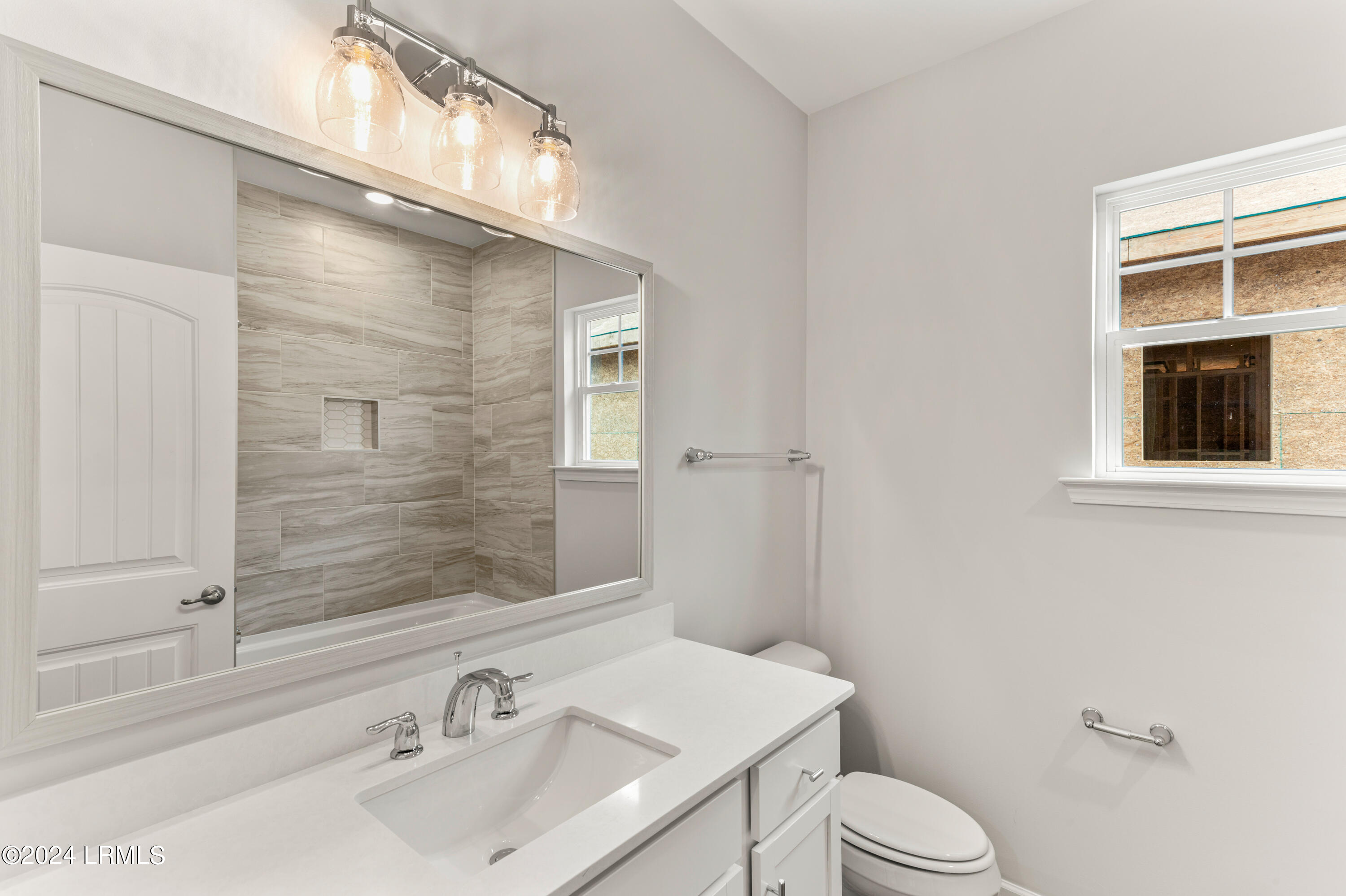 551 Sawmill Road Hardeeville, SC 29927 - Photo 14 of 17 guest bathroom