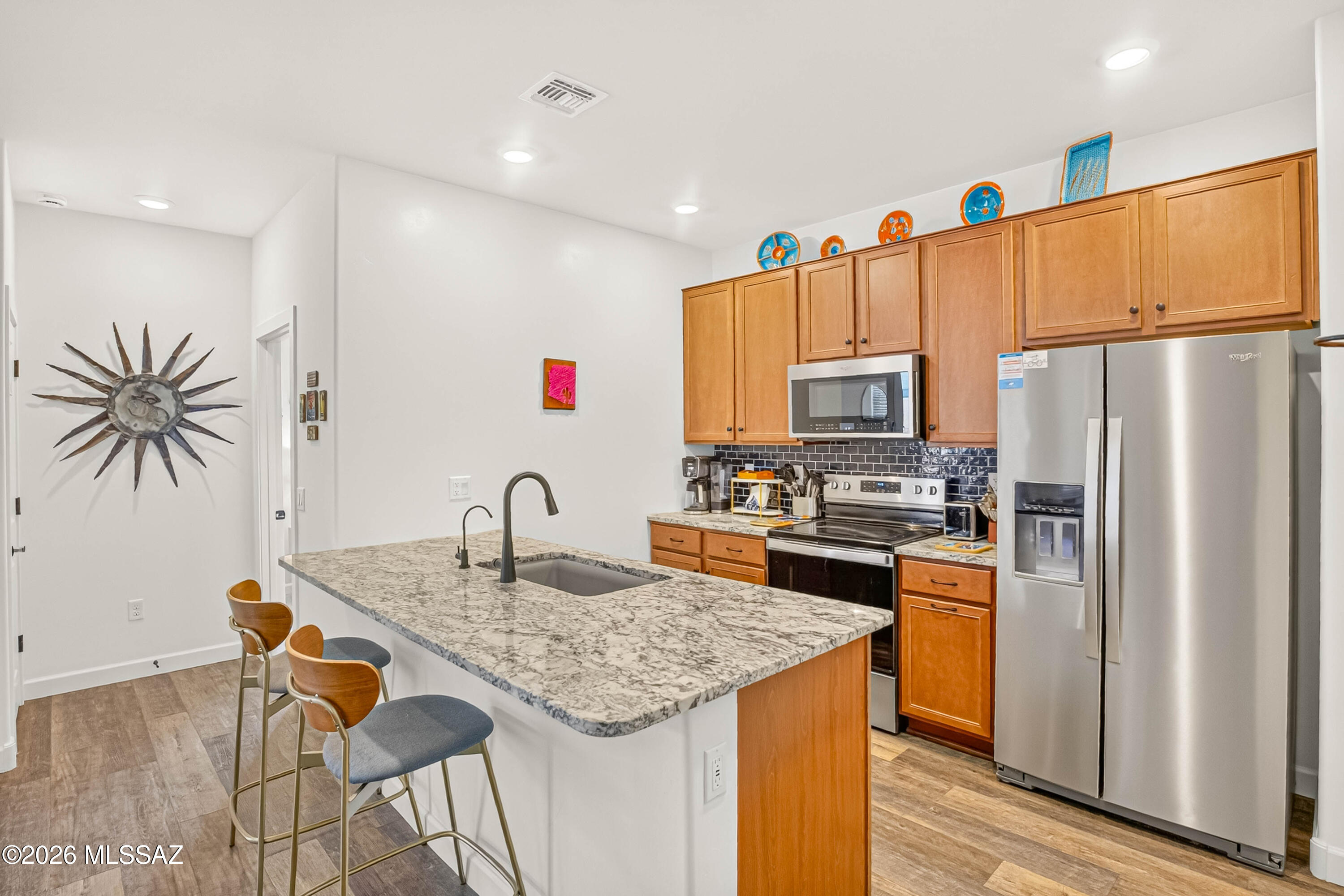 9324 North Agave Gold Road Tucson, AZ 85742 - Photo 17 of 48 Spacious Kitchen