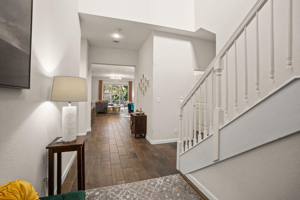 7075 Limestone Cay Road Jupiter, FL 33458 - Photo 4 of 47 Entrance