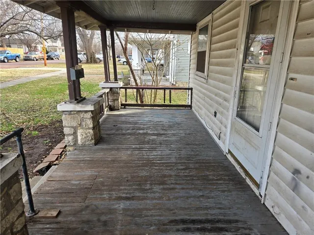 $79,900 | 339 West Pacific Avenue, Osawatomie, KS 66064