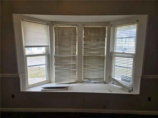 $79,900 | 339 West Pacific Avenue, Osawatomie, KS 66064