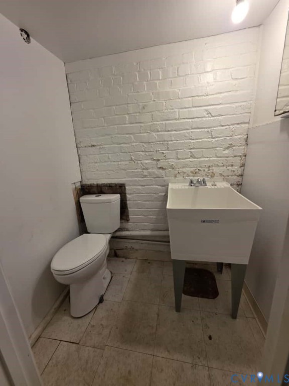 2702 Seminary Avenue Richmond, VA 23220 - Photo 25 of 29 Half bath in basement