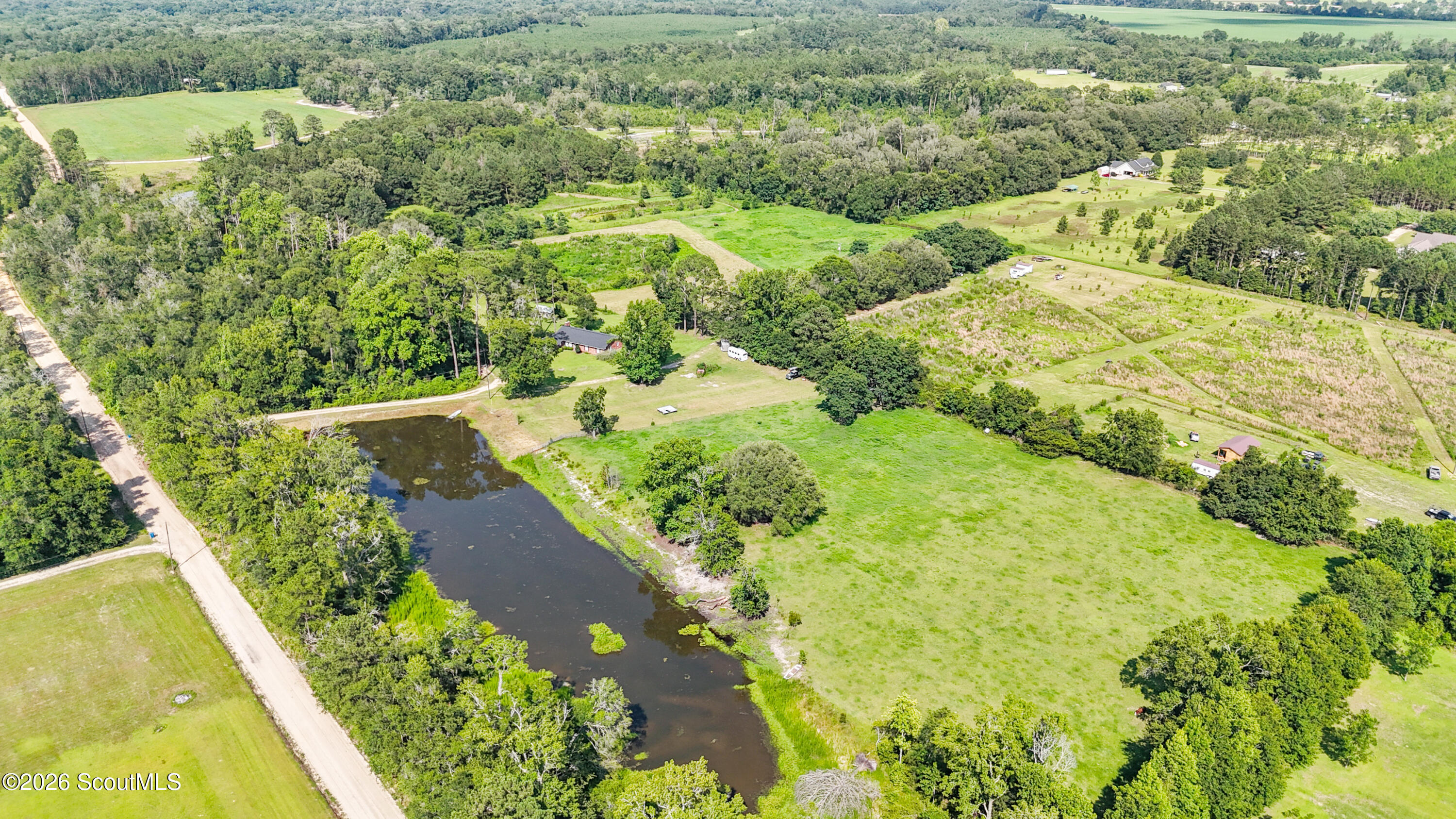 212 Lynwood Road Jesup, GA 31545 - Photo 60 of 76 DJI_20260629164101_0197_D