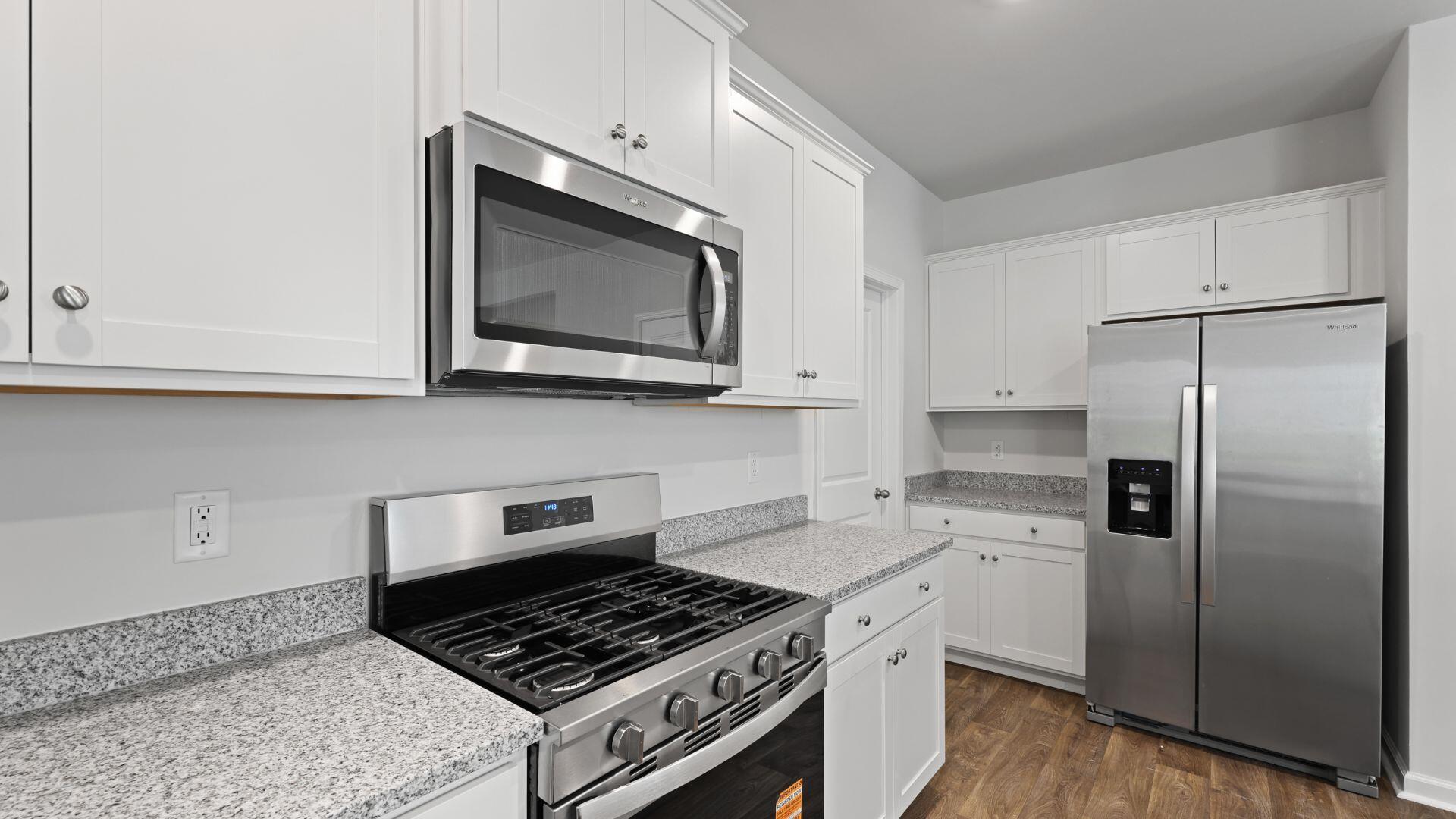 778 Long Blf Road Summerville, SC 29486 - Photo 5 of 33 28_550a2556