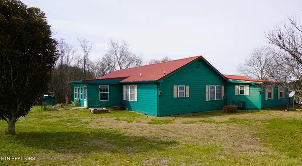 $324,900 | 1070 Farm Road, Newport, TN 37821