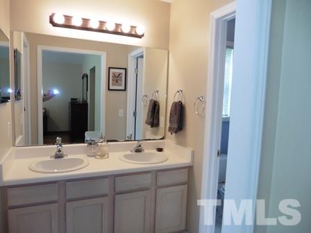 2816 Beehnon Way Raleigh, NC 27603 - Photo 14 of 25 Gallery Image 14