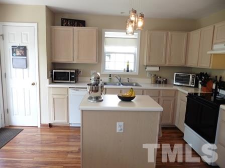 2816 Beehnon Way Raleigh, NC 27603 - Photo 5 of 25 Gallery Image 5