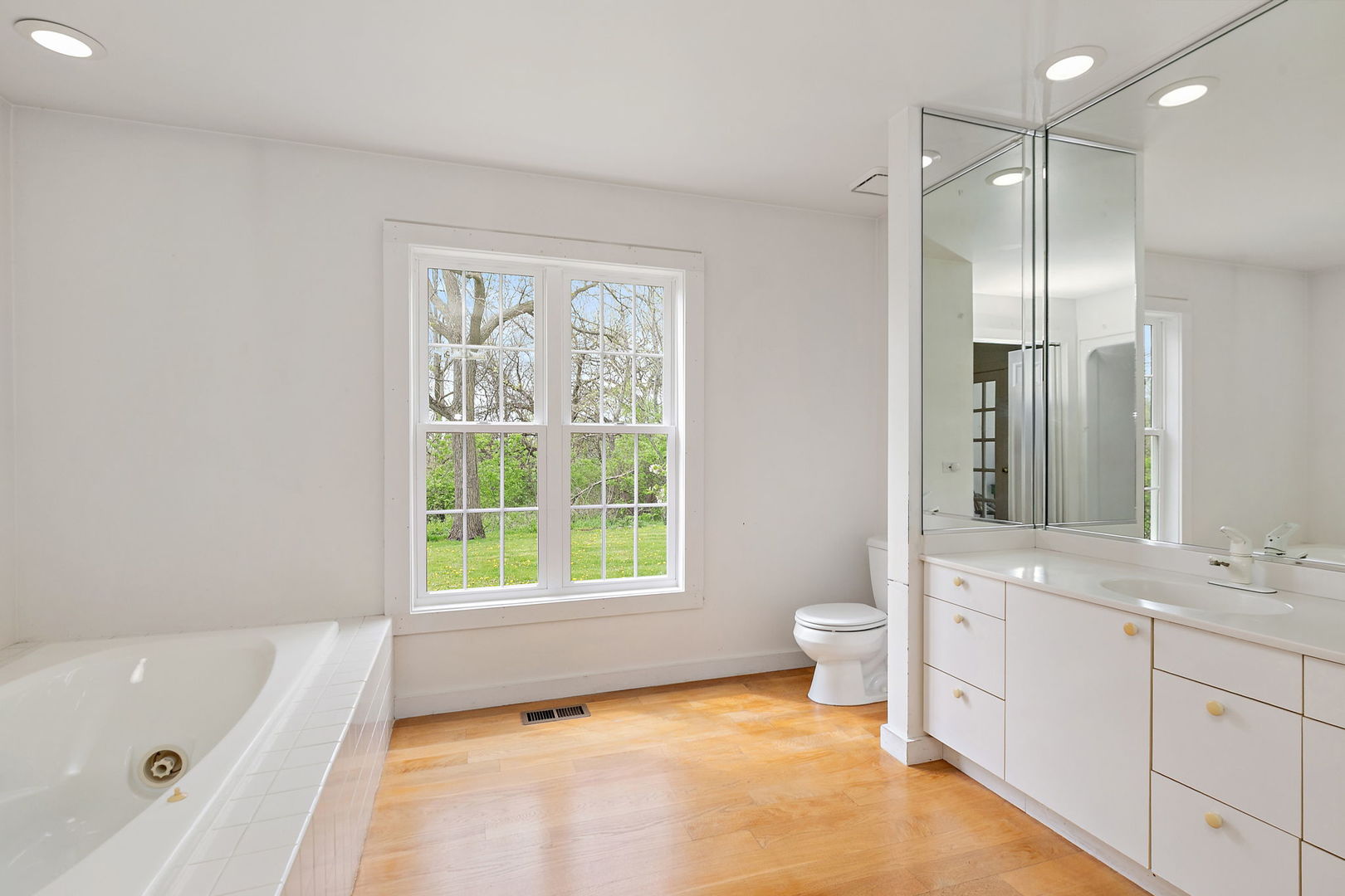 14019 Davis Road Woodstock, IL 60098 - Photo 16 of 45
