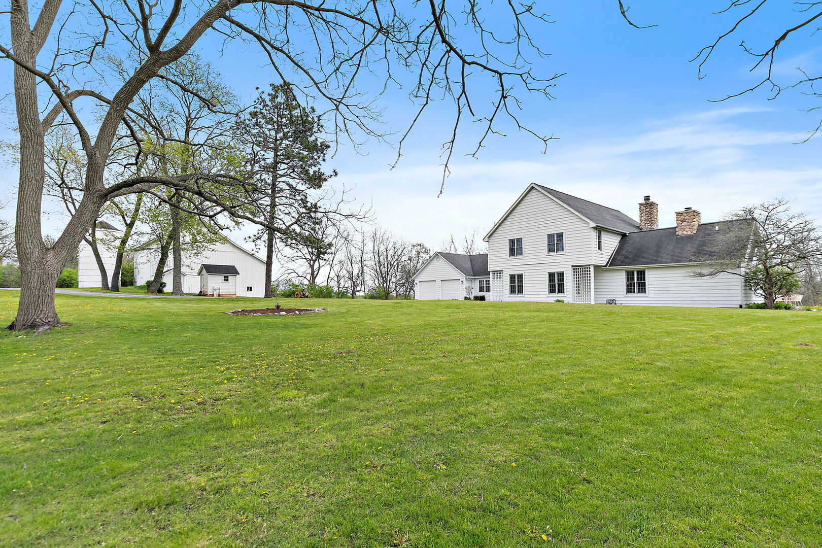 14019 Davis Road Woodstock, IL 60098 - Photo 2 of 45