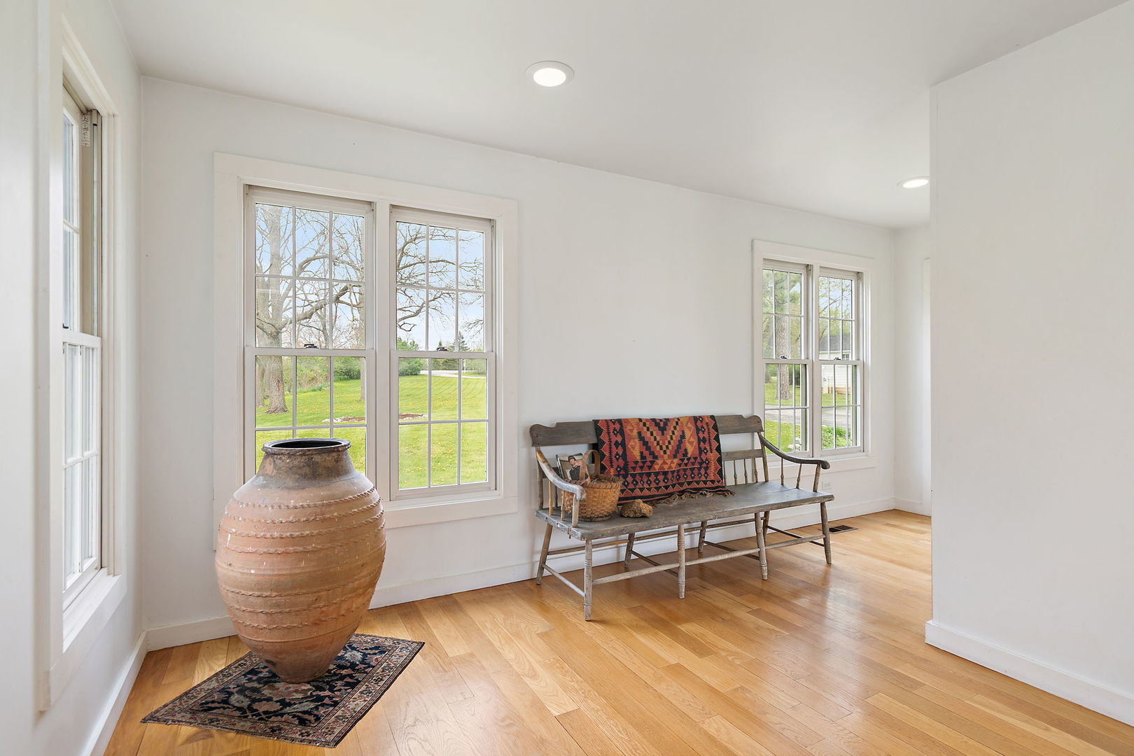 14019 Davis Road Woodstock, IL 60098 - Photo 3 of 45