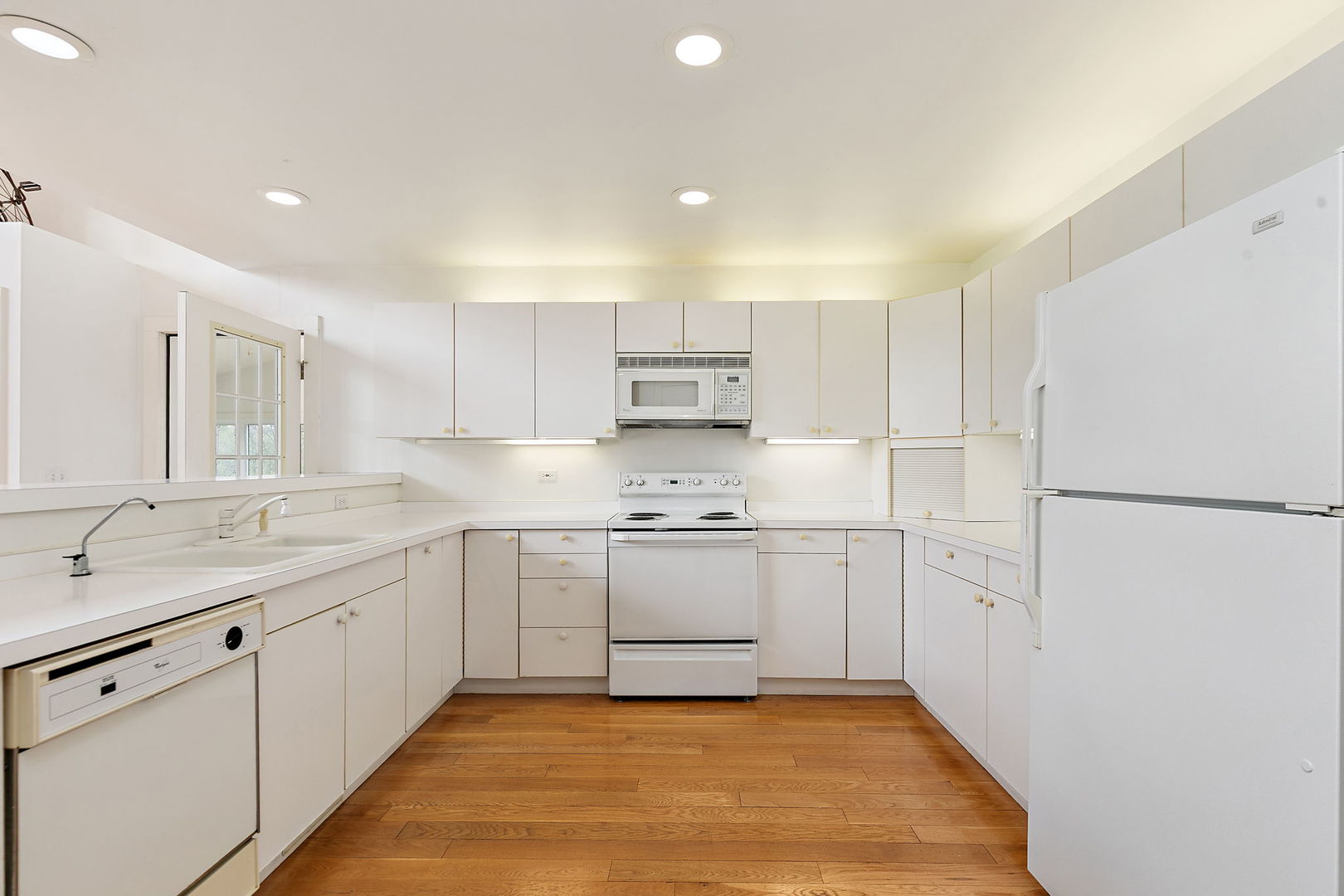 14019 Davis Road Woodstock, IL 60098 - Photo 10 of 45