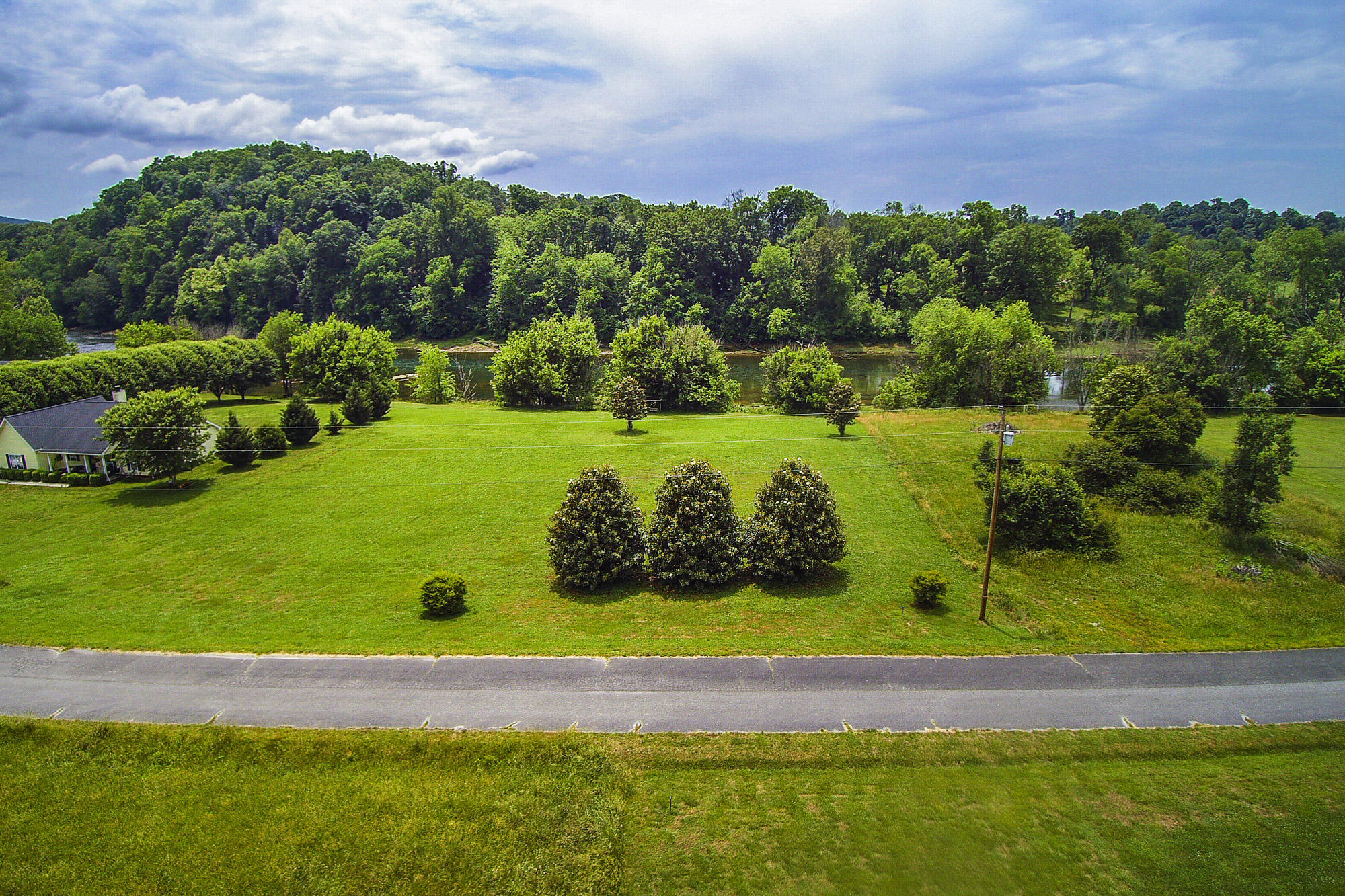 124 Mary Lane Rutledge, TN 37861 - Photo 13 of 15 YUN00074