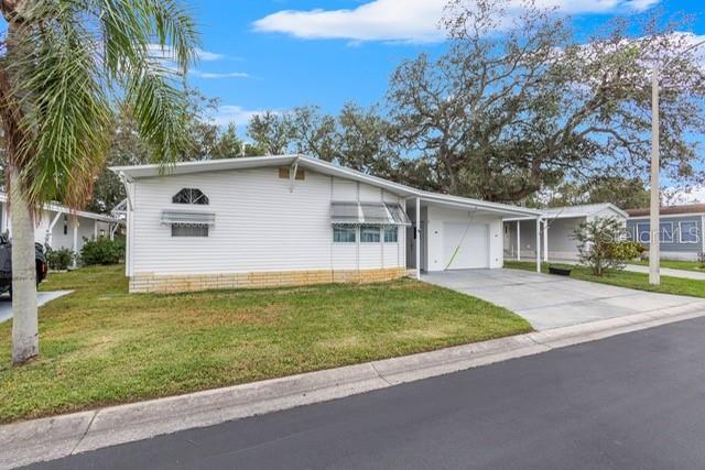 34124 Estates Lane Wesley Chapel, FL 33543 - Photo 4 of 33