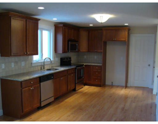 11 James Road Ashland, MA 01721 - Photo 2 of 12 Gallery Image 2