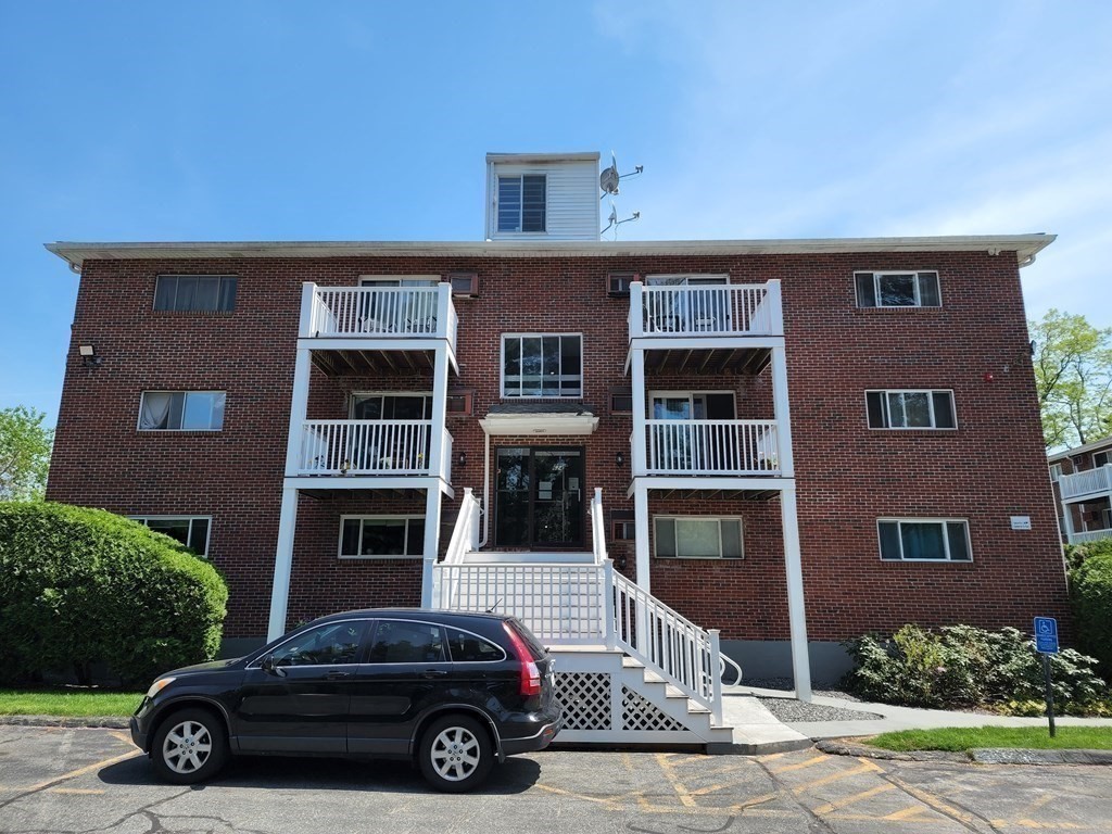 624 Boston Post Road East, Unit 16 Marlborough, MA 01752 - Photo 3 of 15 Gallery Image 3