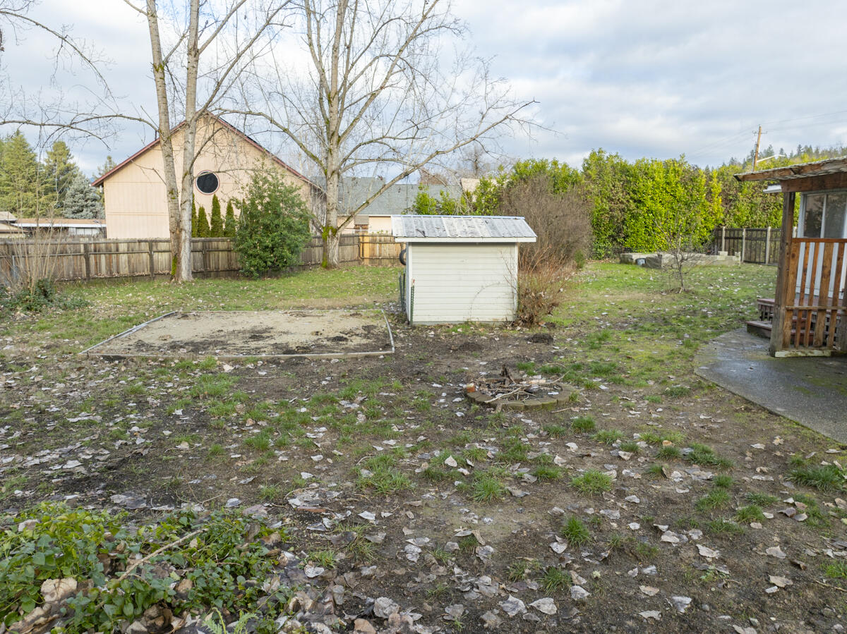 2628 New Hope Road Grants Pass, OR 97527 - Photo 46 of 57 44