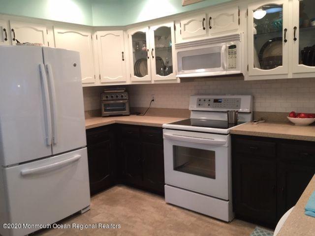 131 B Sunset Road Manchester Township, NJ 08759 - Photo 3 of 26 UPDATED KTICHEN