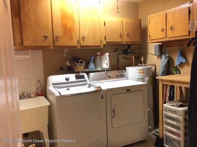 131 B Sunset Road Manchester Township, NJ 08759 - Photo 23 of 26 LARGE LAUNDRY ROOM