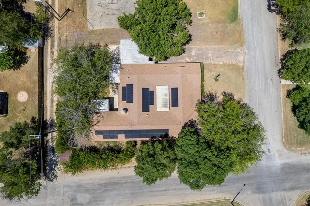 $349,999 | 1909 8th Street, Brownwood, TX 76801