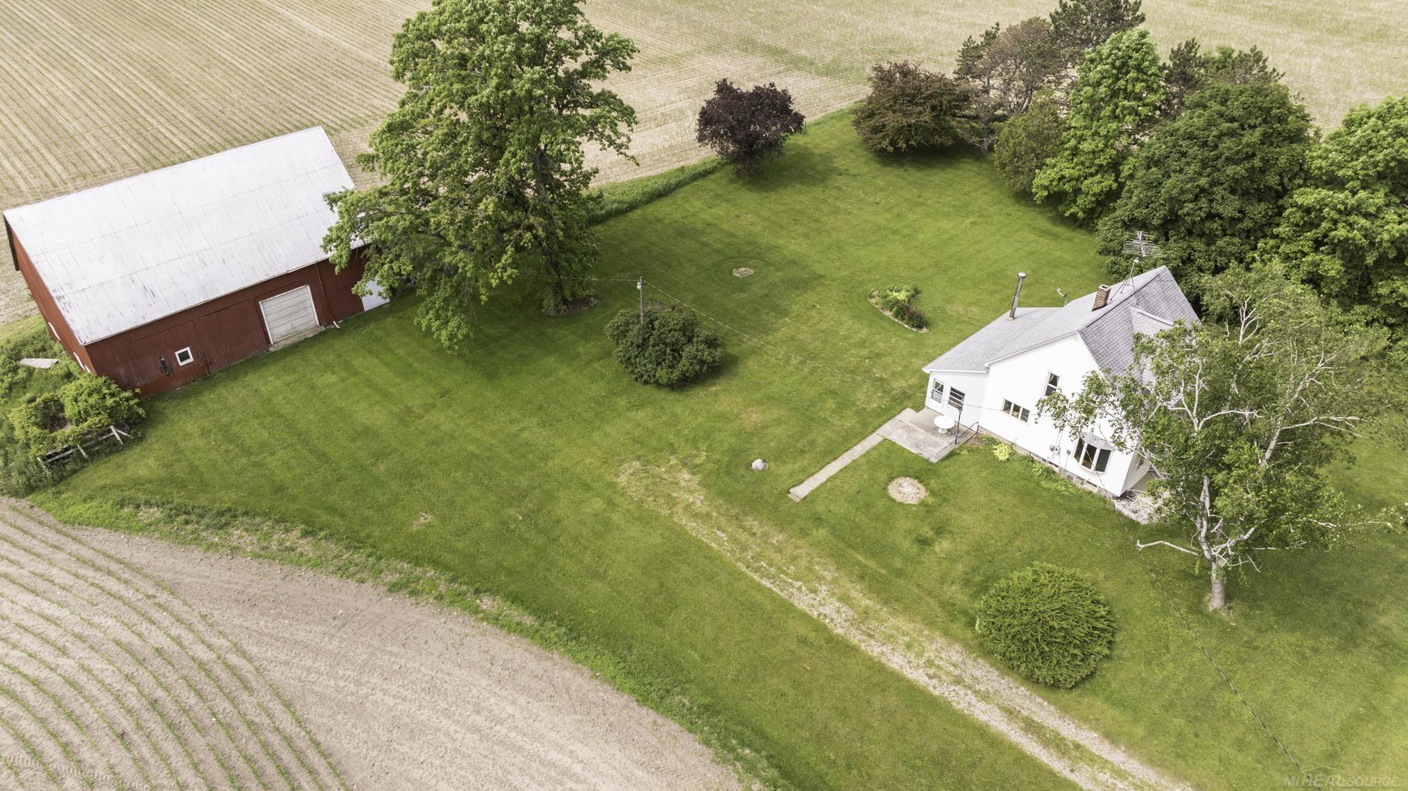 6410 Sheridan Line Road Croswell, MI 48422 - Photo 5 of 55 50178937-b1c82477-395c-46c6-9dbf-529539c2ee41.JPG