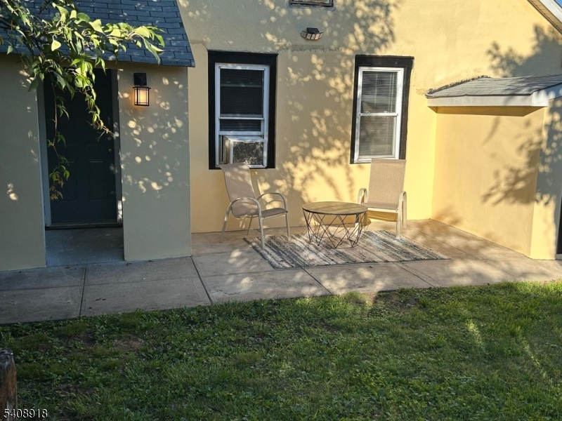 159 Fulton Street, Unit 3 Woodbridge, NJ 07095 - Photo 2 of 8