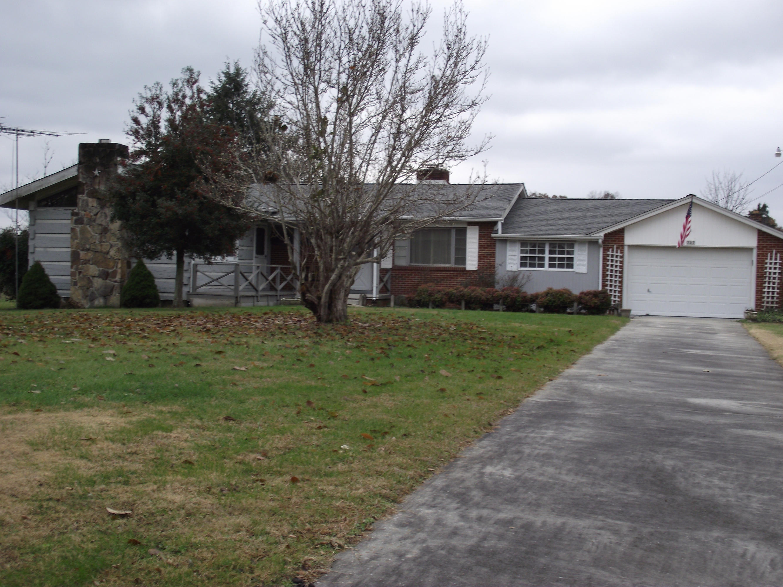 727 Ridge Trail Road Kingston, TN 37763 - Photo 4 of 37 369