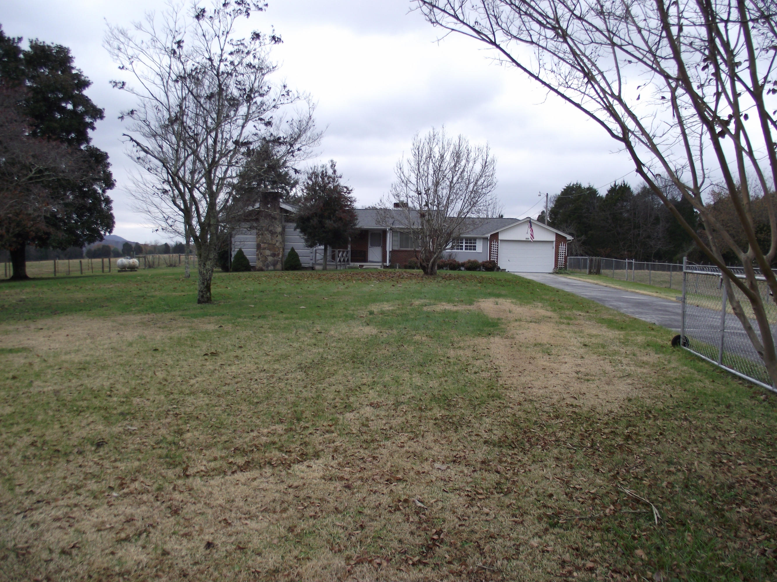727 Ridge Trail Road Kingston, TN 37763 - Photo 5 of 37 373