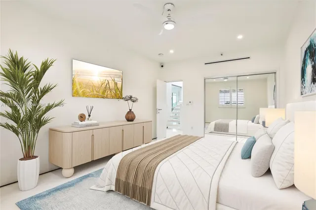 $5,500,000 | 1000 Venetian Way, Unit TH101, Miami, FL 33139