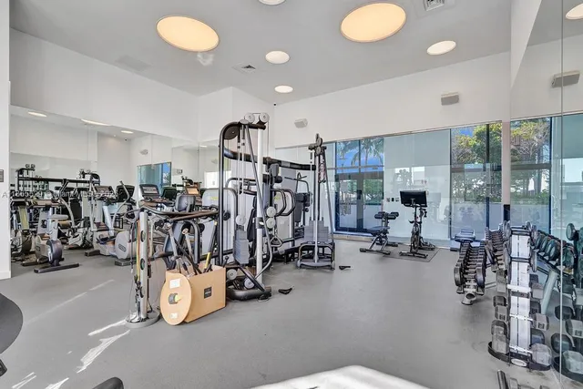 $5,500,000 | 1000 Venetian Way, Unit TH101, Miami, FL 33139