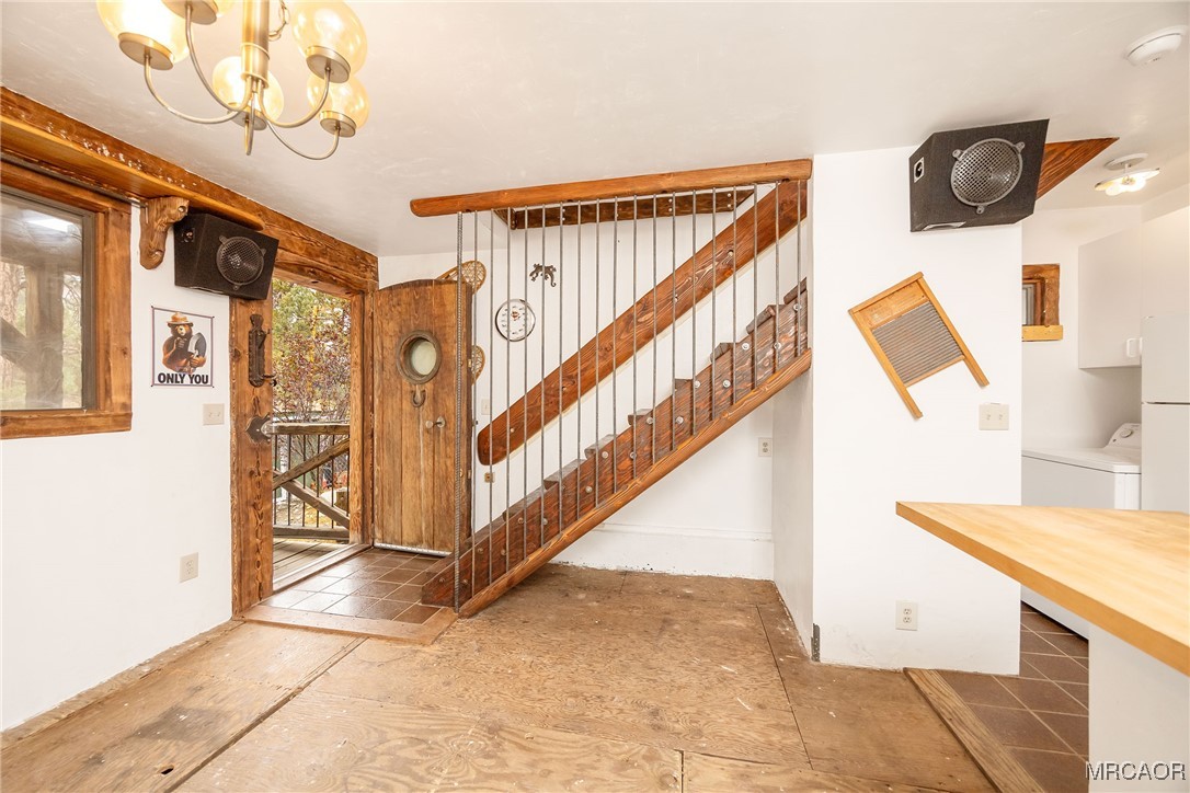 213 Riverside Avenue Sugarloaf, CA 92386 - Photo 15 of 50 Gallery Image 15