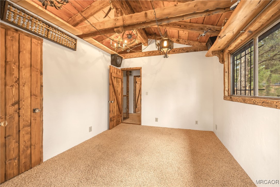 213 Riverside Avenue Sugarloaf, CA 92386 - Photo 26 of 50 Gallery Image 26