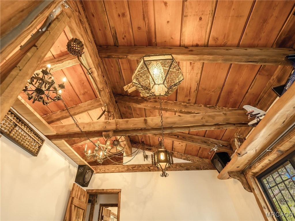 213 Riverside Avenue Sugarloaf, CA 92386 - Photo 30 of 50 Gallery Image 30