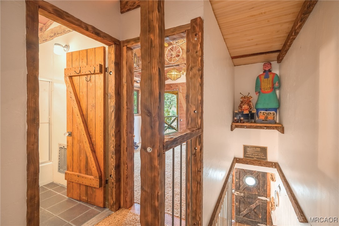 213 Riverside Avenue Sugarloaf, CA 92386 - Photo 31 of 50 Gallery Image 31