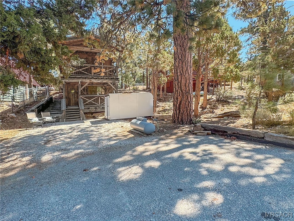 213 Riverside Avenue Sugarloaf, CA 92386 - Photo 8 of 50 Gallery Image 8