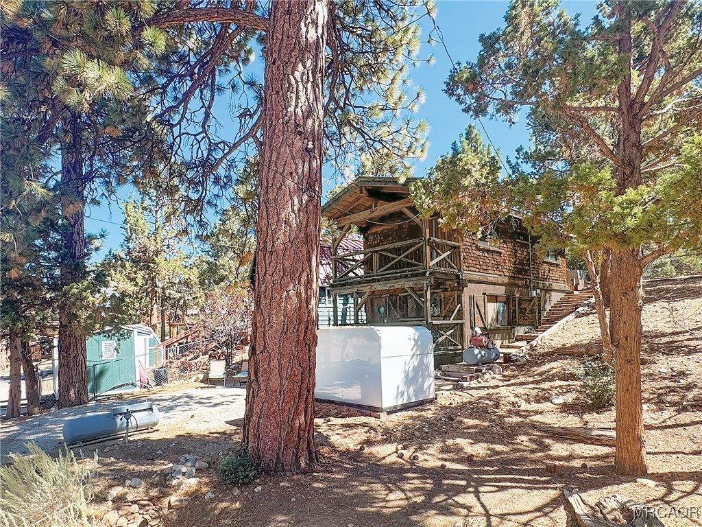 213 Riverside Avenue Sugarloaf, CA 92386 - Photo 10 of 50 Gallery Image 10