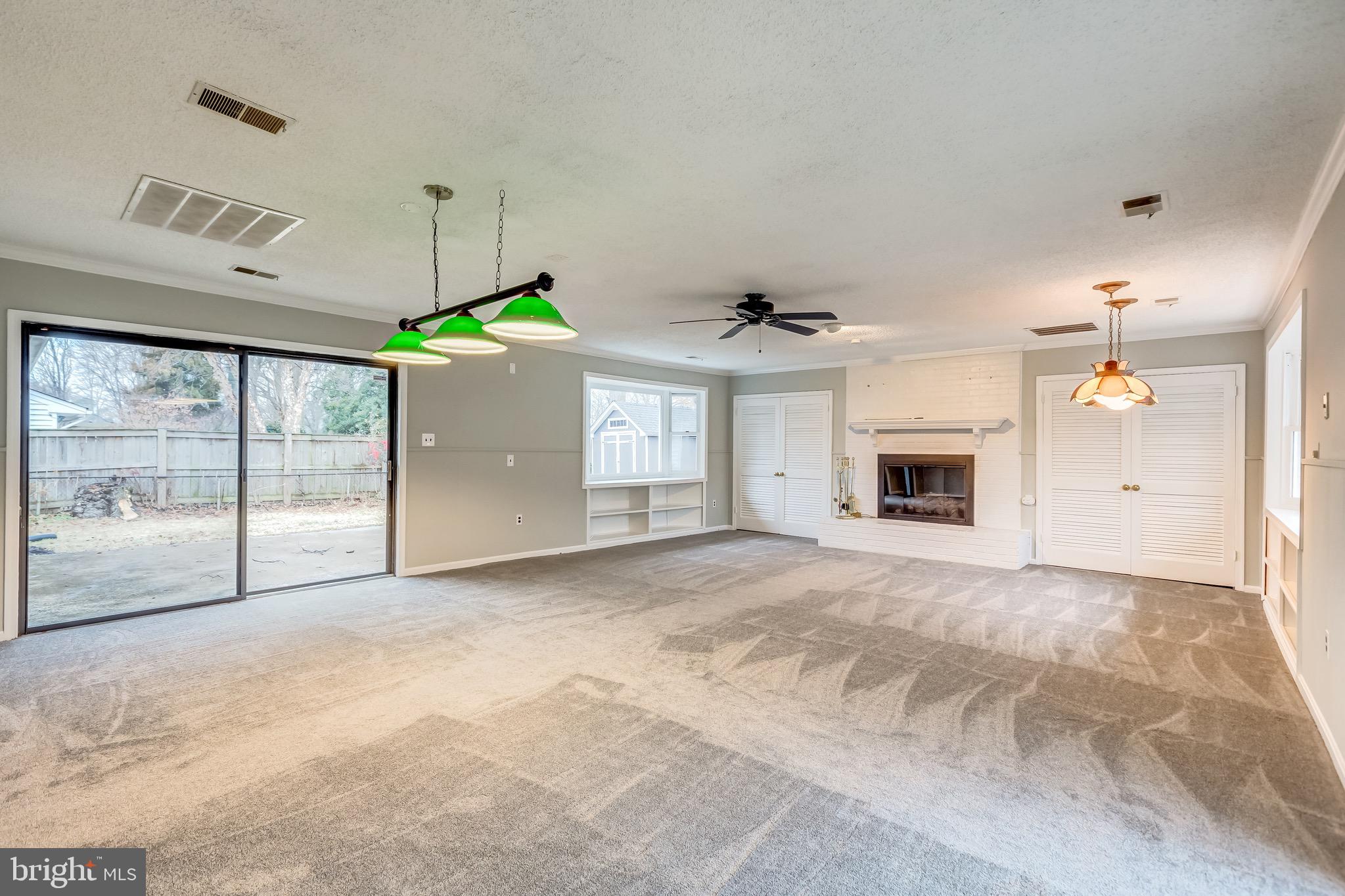 7303 Dickenson Street Springfield, VA 22150 - Photo 27 of 41 Wonderful room to entertain or just relax