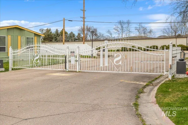 $190,000 | 5755 North Confederate Lane, Garden City, ID 83714