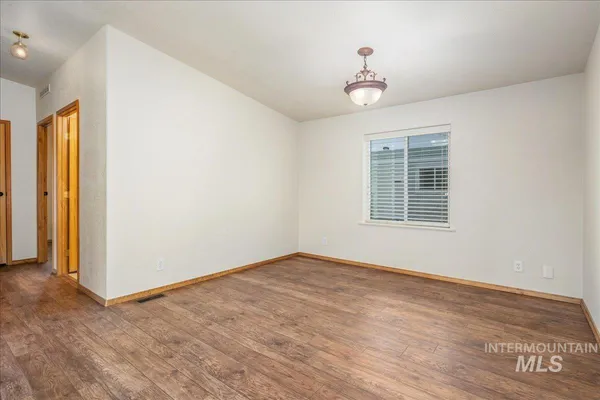 $190,000 | 5755 North Confederate Lane, Garden City, ID 83714