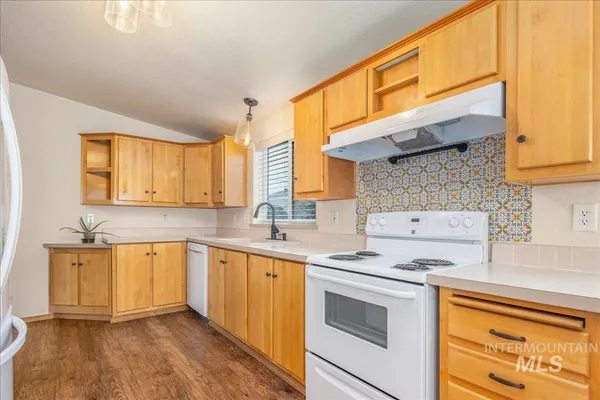 $190,000 | 5755 North Confederate Lane, Garden City, ID 83714