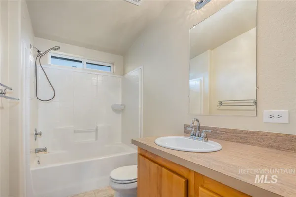 $190,000 | 5755 North Confederate Lane, Garden City, ID 83714