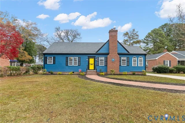 $319,900 | 426 Laurel Street, Emporia, VA 23847