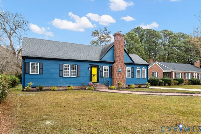 $319,900 | 426 Laurel Street, Emporia, VA 23847