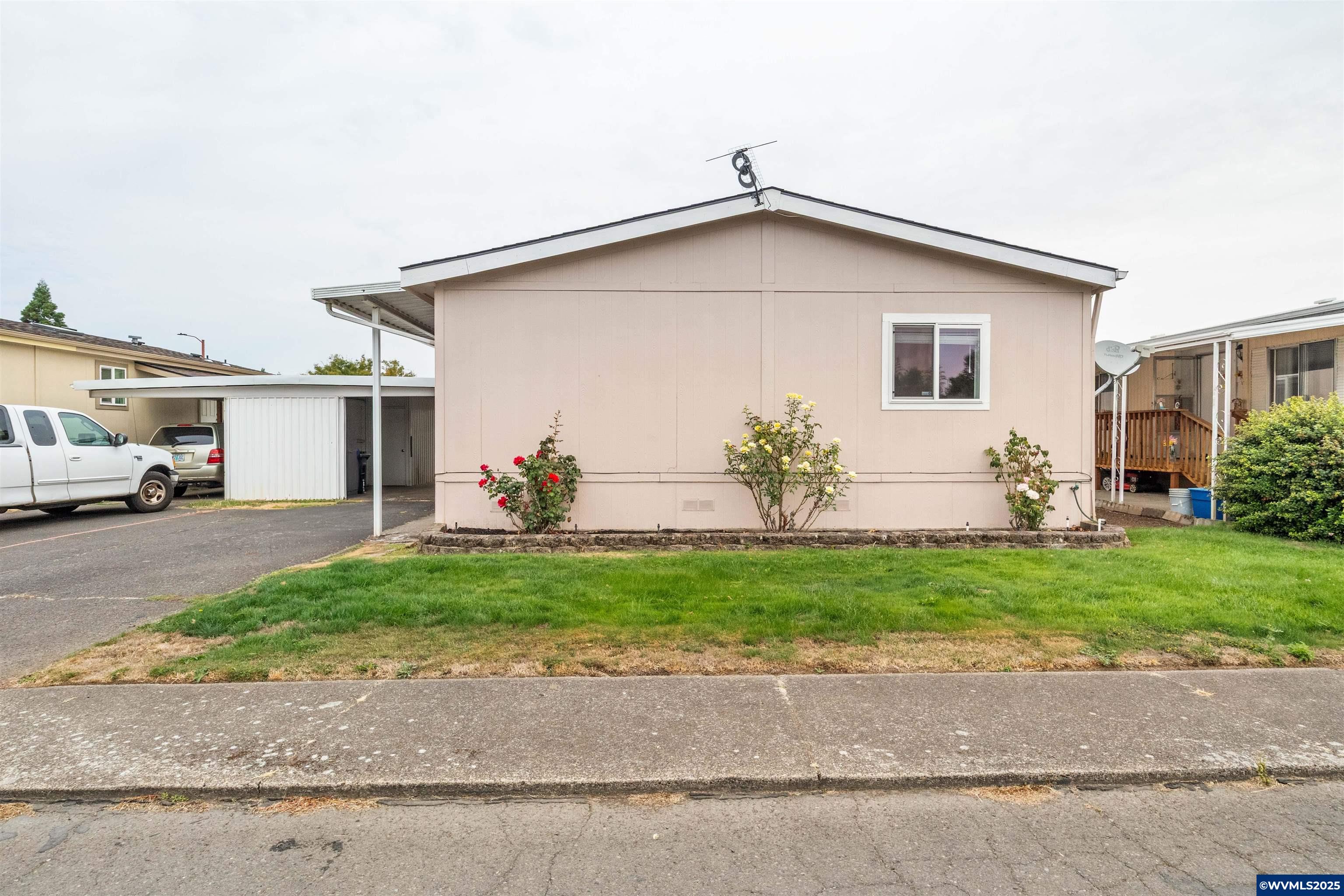 5422 Portland Road Northeast, Unit 22 Salem, OR 97305 - Photo 4 of 40