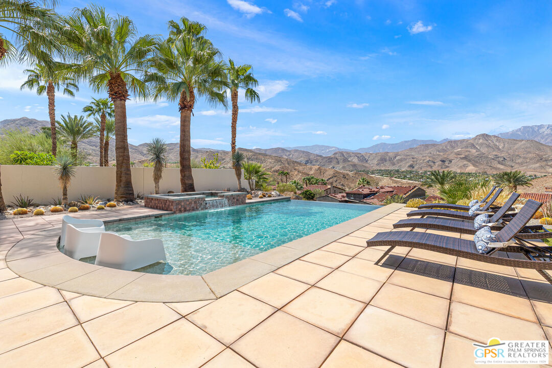 25 Santa Rosa Mountain Lane Rancho Mirage, CA 92270 - Photo 6 of 56 Gallery Image 6