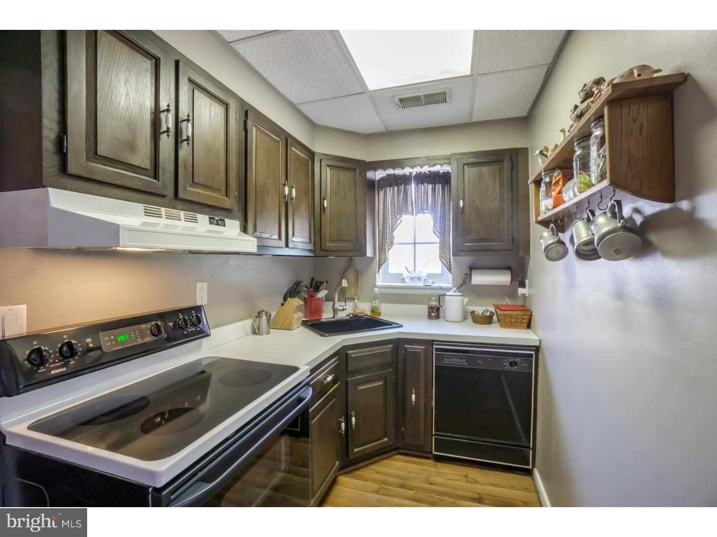 335 Spring Road Havertown, PA 19083 - Photo 12 of 24 Kitchen